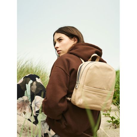 Tan backpack deals