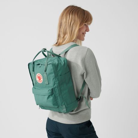 Ongedaan maken jukbeen Dakraam Fjällräven Kanken Rugzak Arctic Green - Spicy Orange