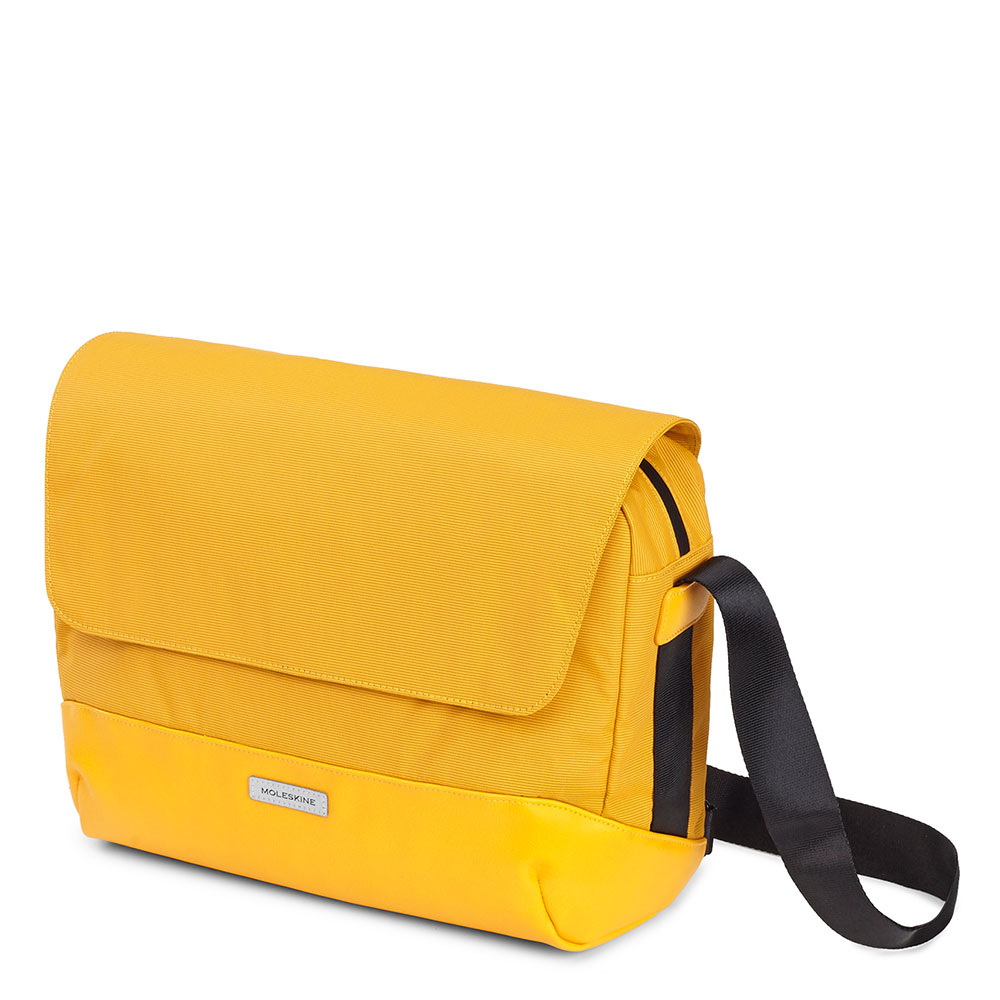 moleskine messenger bag